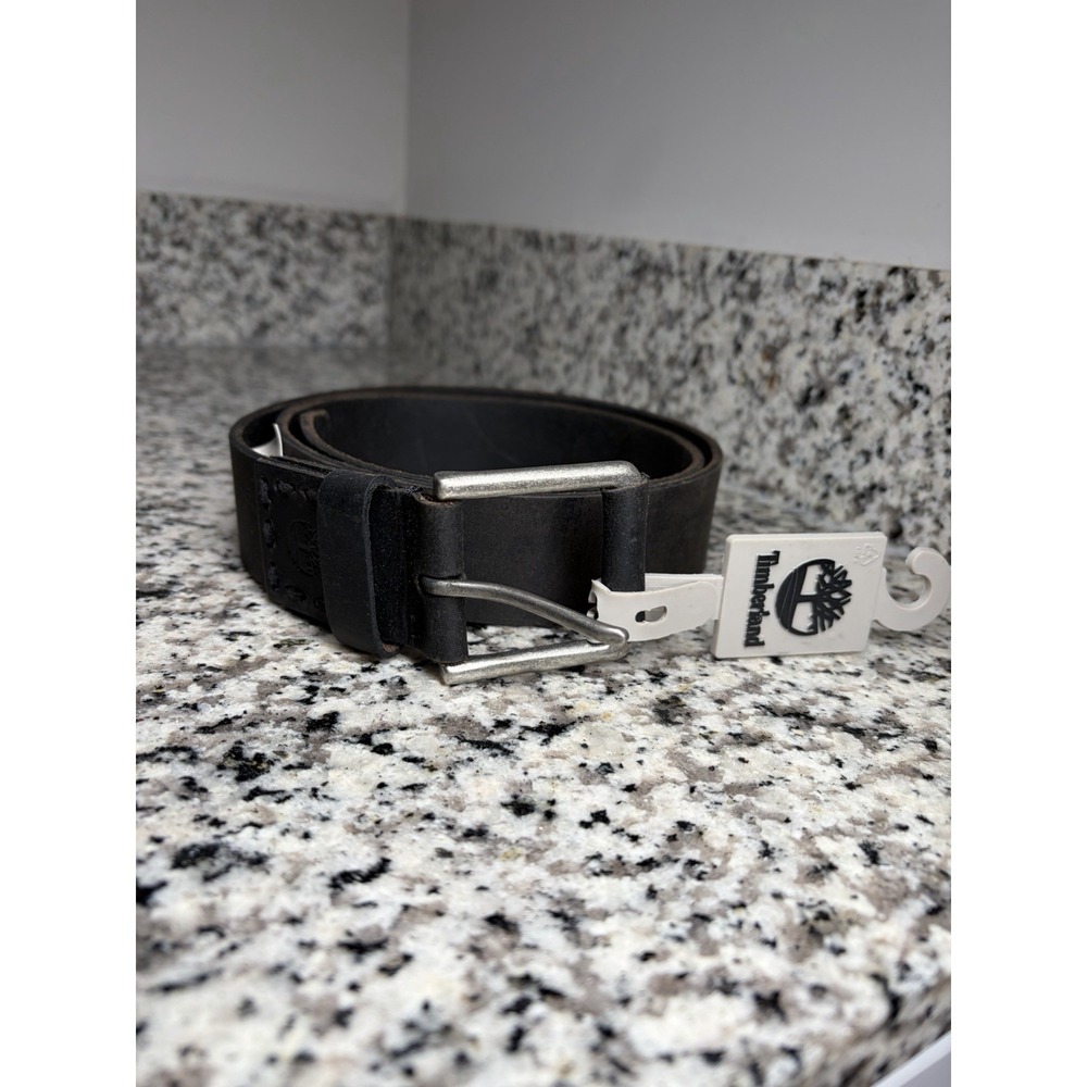 Timberland Men's Classic Leather Belt Size 36 Black Leather Silver Buckle NWT